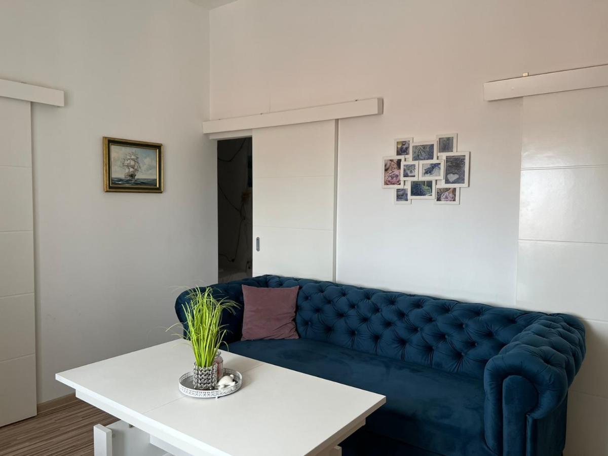 Apartman Emova Apartment Pula Luaran gambar